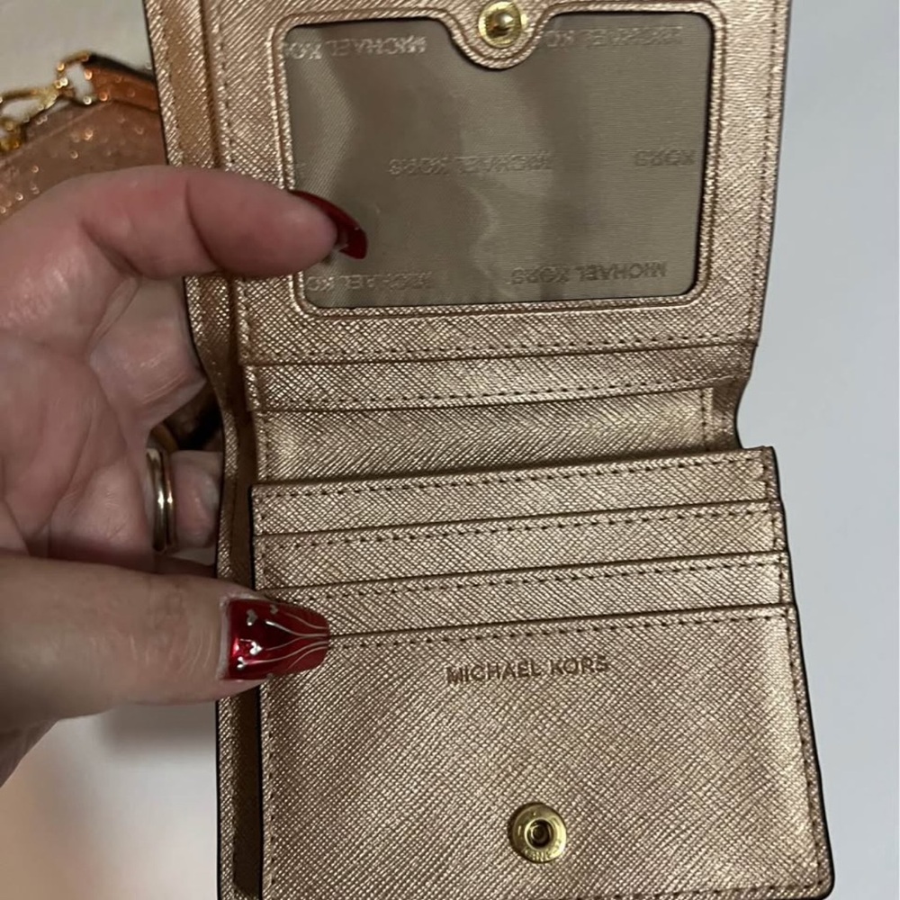 Michael Kors Glittery pink Gold Women's crossbody and matching wallet Set - Picture 6 of 7